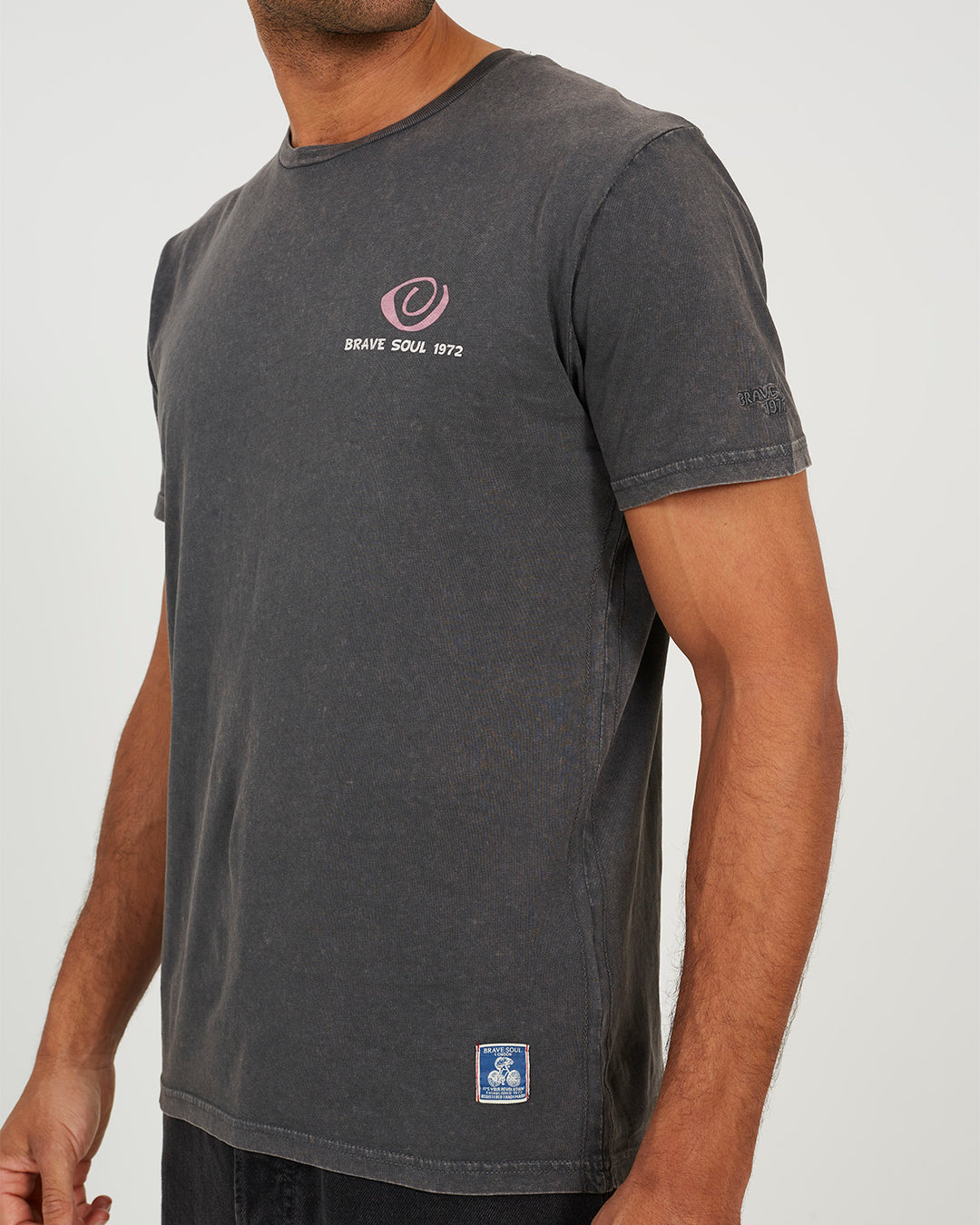 Camiseta Surin Charcoal
